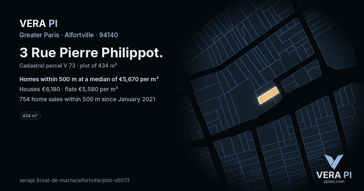 3 Rue Pierre Philippot, Alfortville at night – the plot lit, the parcels around coloured by the prices near them