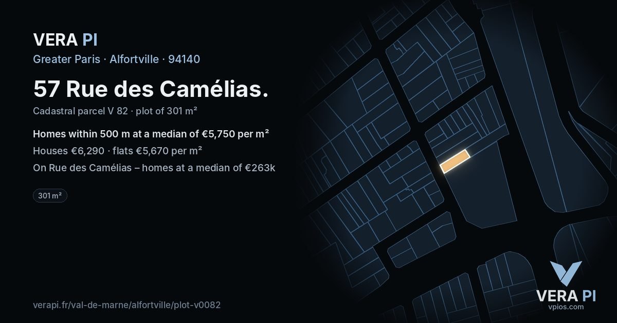 57 Rue des Camélias, Alfortville at night – the plot lit, the parcels around coloured by the prices near them