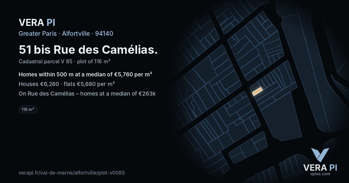 51 bis Rue des Camélias, Alfortville at night – the plot lit, the parcels around coloured by the prices near them