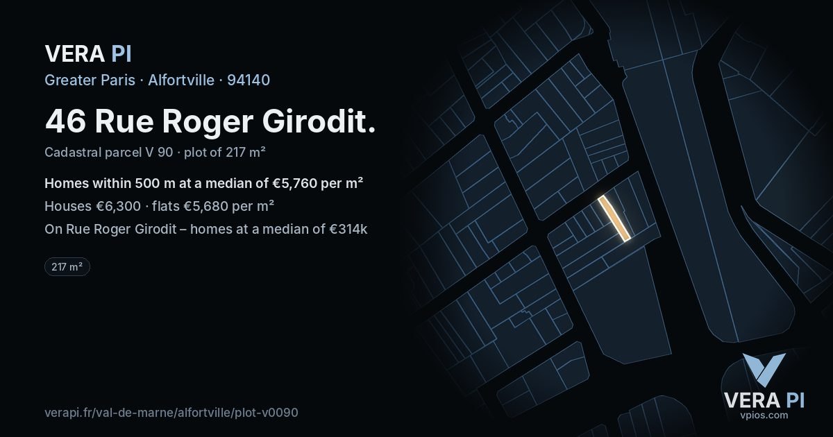 46 Rue Roger Girodit, Alfortville at night – the plot lit, the parcels around coloured by the prices near them