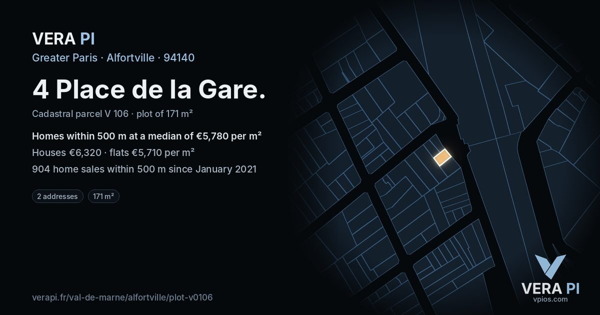 4 Place de la Gare, Alfortville at night – the plot lit, the parcels around coloured by the prices near them
