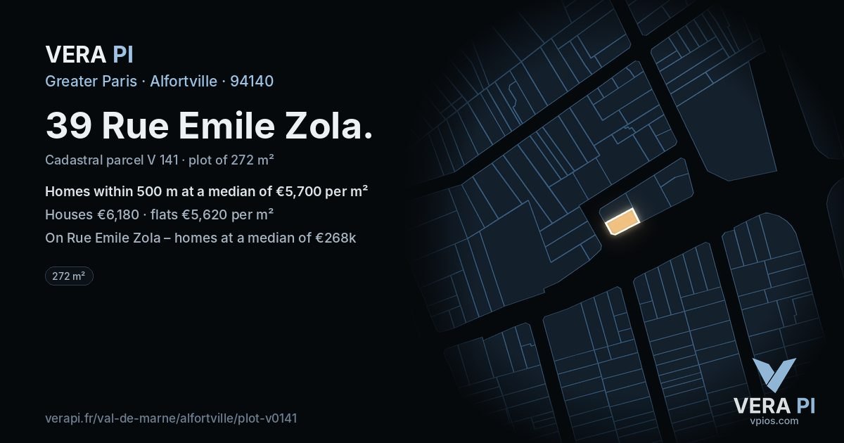 39 Rue Emile Zola, Alfortville at night – the plot lit, the parcels around coloured by the prices near them