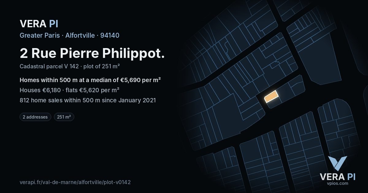 2 Rue Pierre Philippot, Alfortville at night – the plot lit, the parcels around coloured by the prices near them