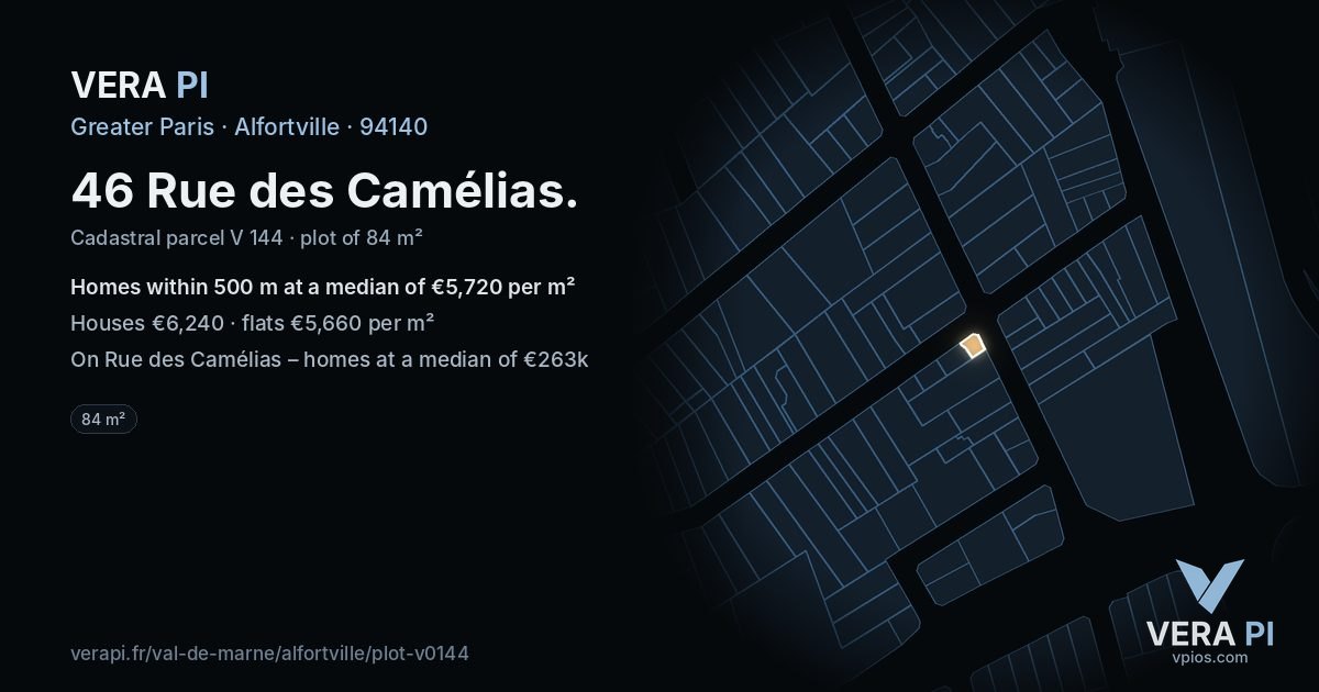 46 Rue des Camélias, Alfortville at night – the plot lit, the parcels around coloured by the prices near them
