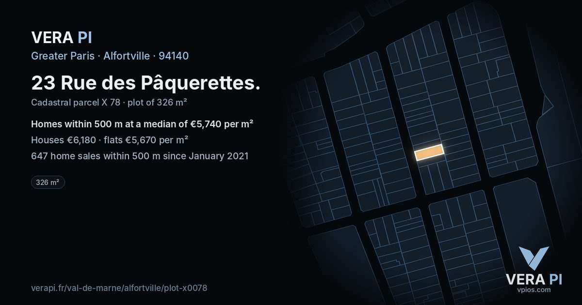 23 Rue des Pâquerettes, Alfortville at night – the plot lit, the parcels around coloured by the prices near them