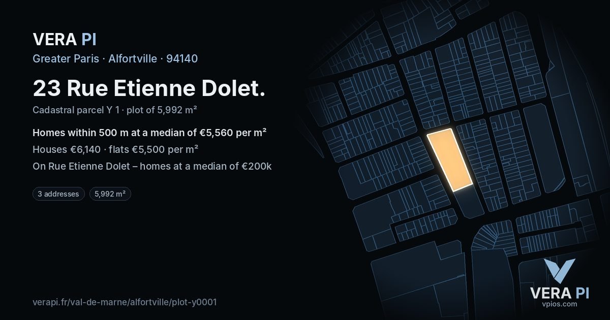 23 Rue Etienne Dolet, Alfortville at night – the plot lit, the parcels around coloured by the prices near them