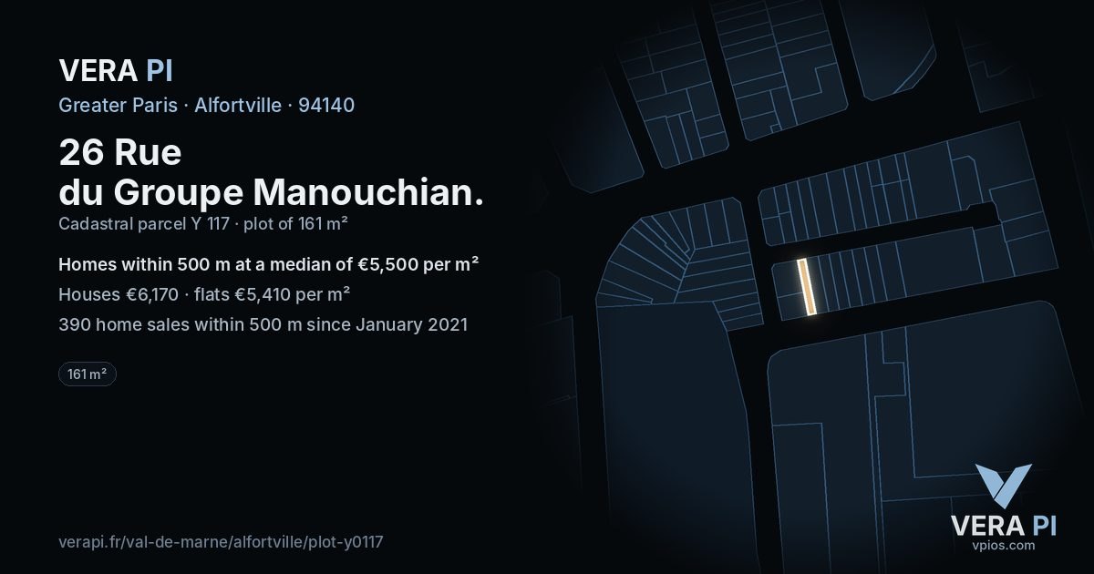 26 Rue du Groupe Manouchian, Alfortville at night – the plot lit, the parcels around coloured by the prices near them