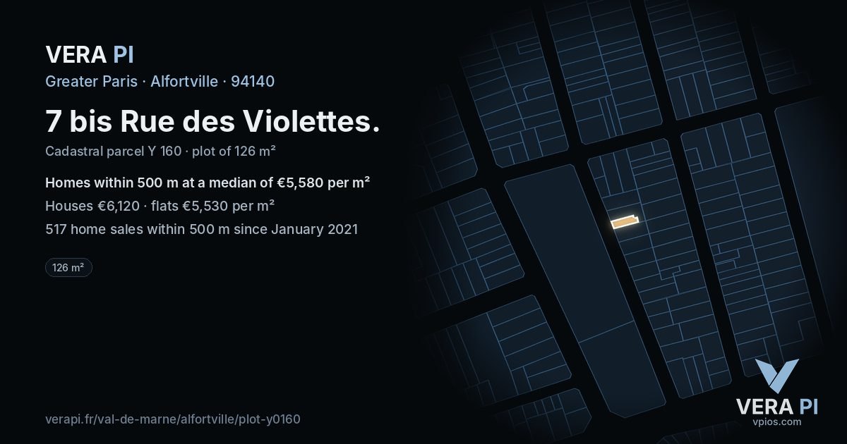 7 bis Rue des Violettes, Alfortville at night – the plot lit, the parcels around coloured by the prices near them