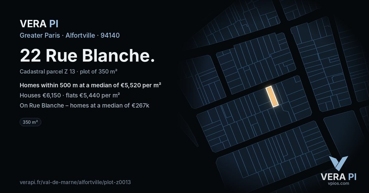22 Rue Blanche, Alfortville at night – the plot lit, the parcels around coloured by the prices near them