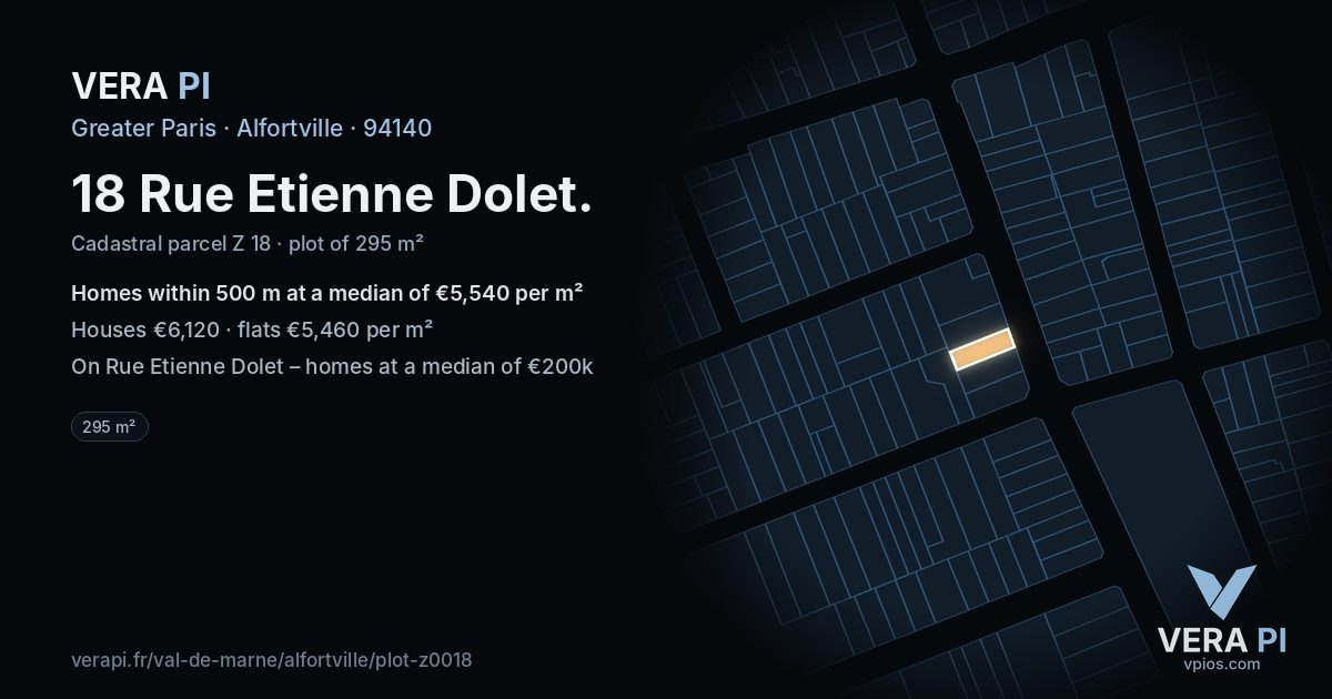 18 Rue Etienne Dolet, Alfortville at night – the plot lit, the parcels around coloured by the prices near them