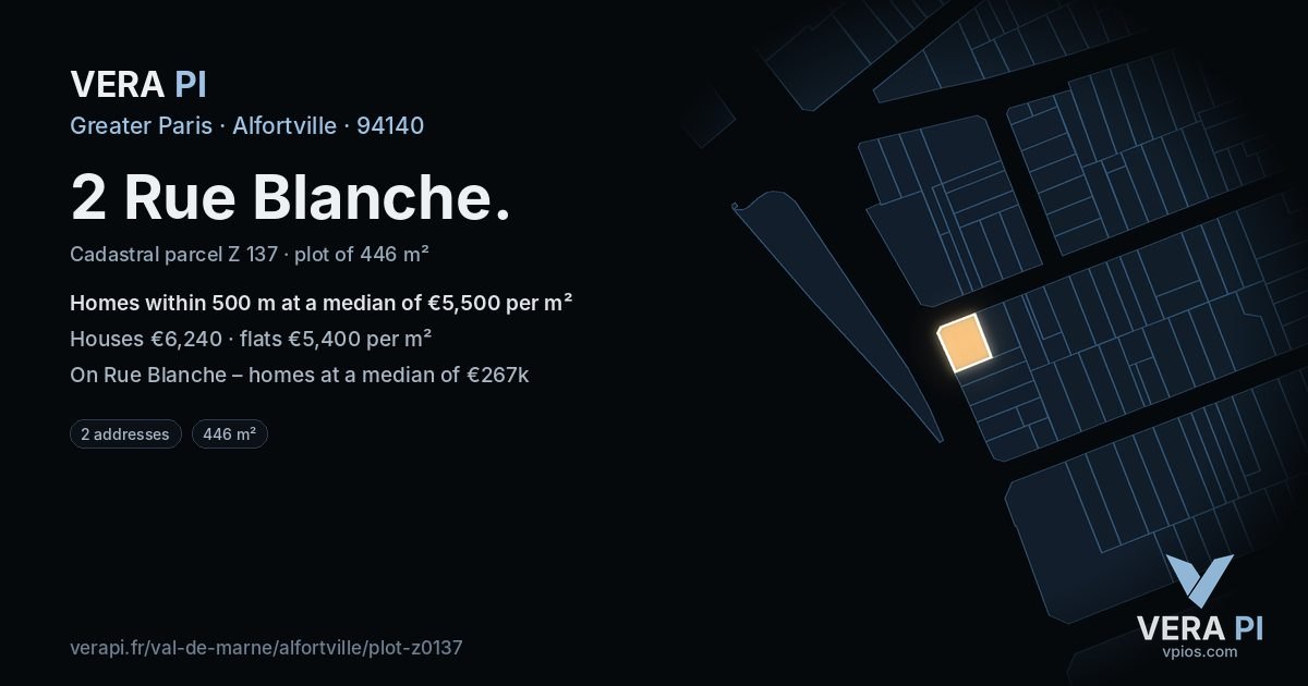 2 Rue Blanche, Alfortville at night – the plot lit, the parcels around coloured by the prices near them