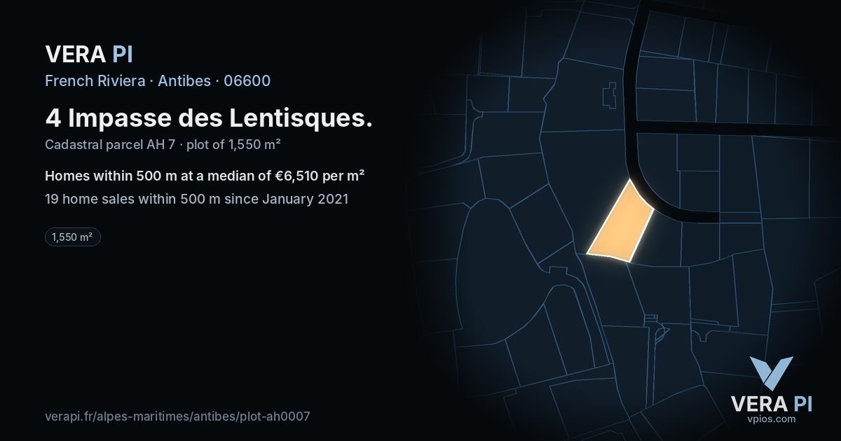 4 Impasse des Lentisques, Antibes at night – the plot lit, the parcels around coloured by the prices near them