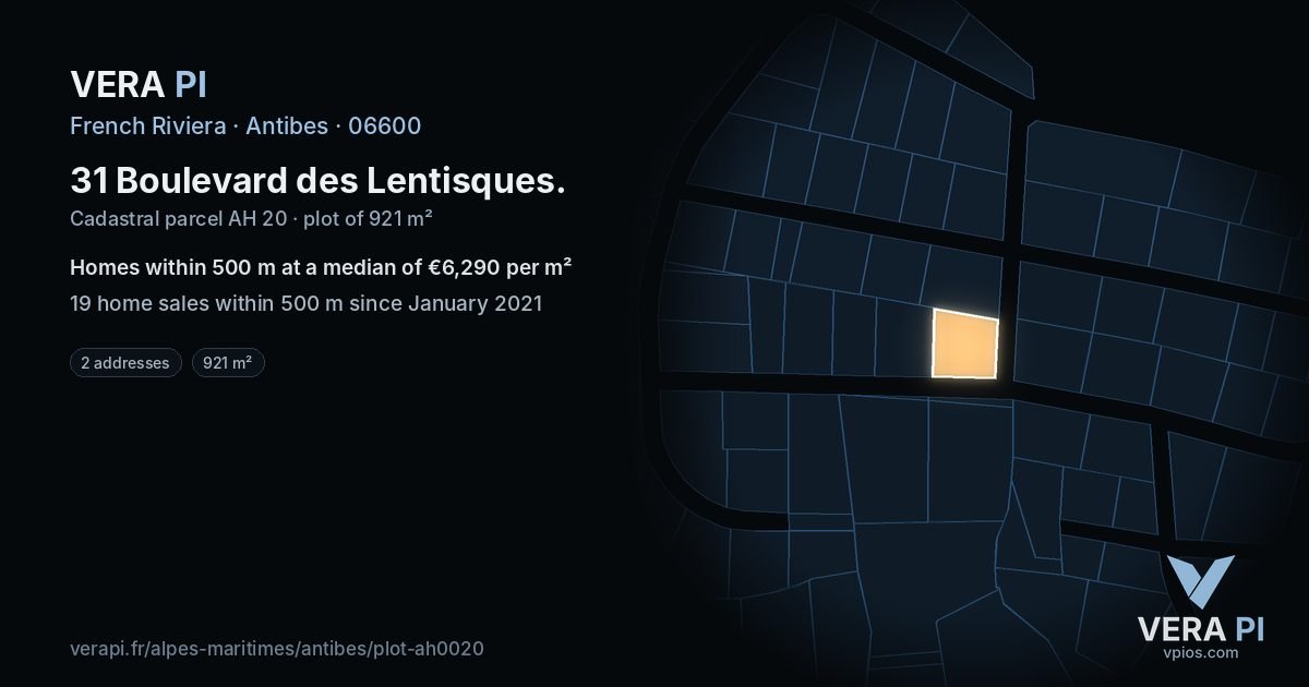 31 Boulevard des Lentisques, Antibes at night – the plot lit, the parcels around coloured by the prices near them