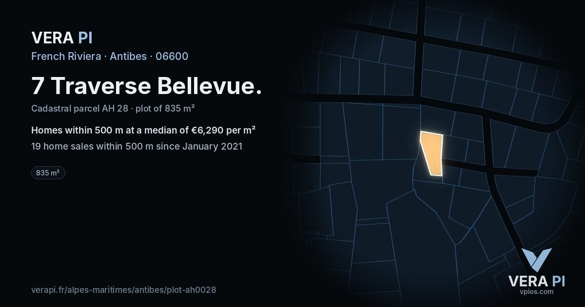 7 Traverse Bellevue, Antibes at night – the plot lit, the parcels around coloured by the prices near them