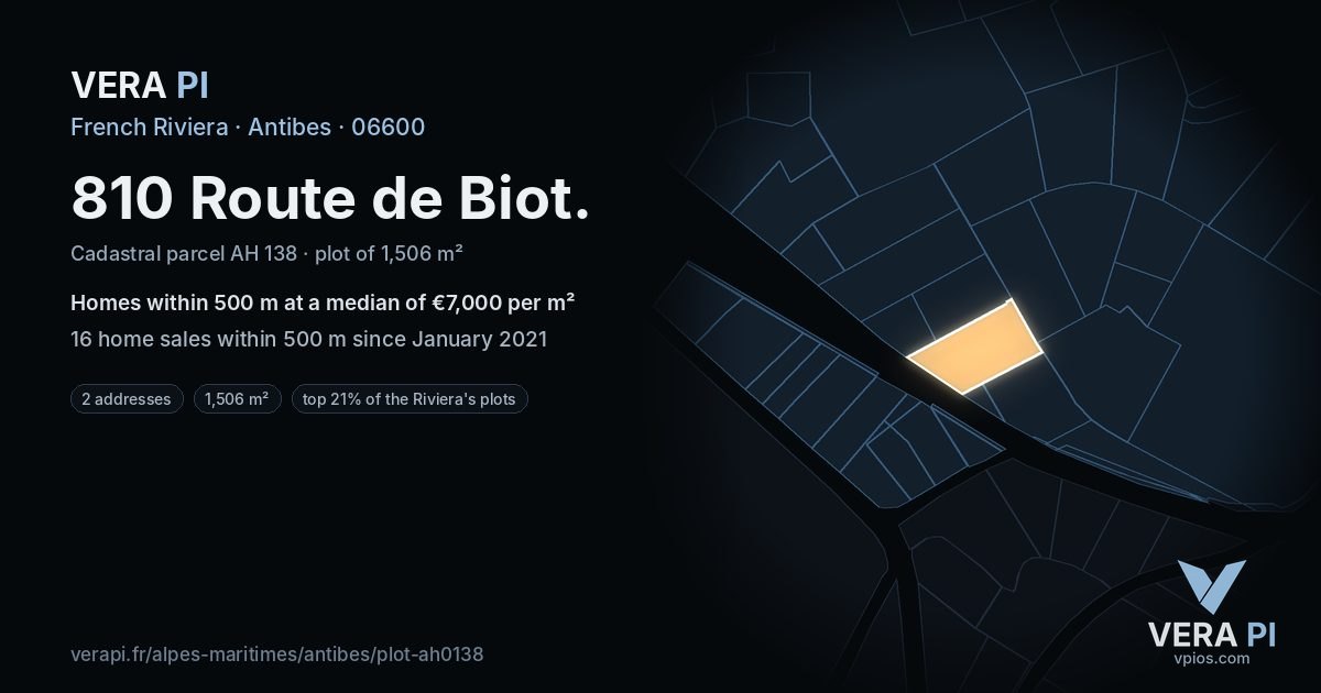 810 Route de Biot, Antibes at night – the plot lit, the parcels around coloured by the prices near them