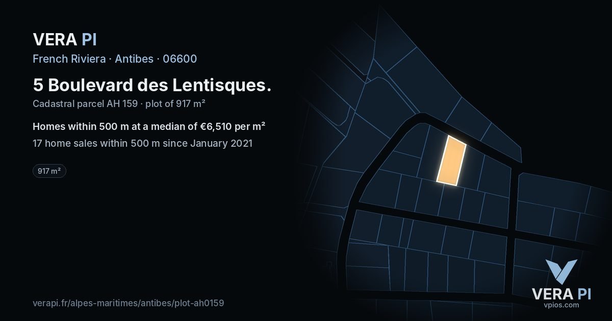 5 Boulevard des Lentisques, Antibes at night – the plot lit, the parcels around coloured by the prices near them