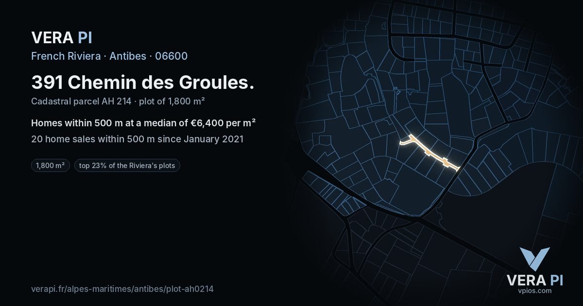 391 Chemin des Groules, Antibes at night – the plot lit, the parcels around coloured by the prices near them