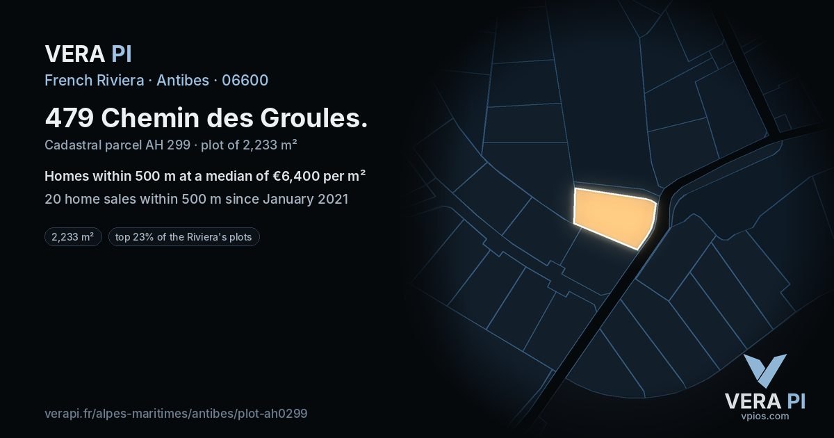 479 Chemin des Groules, Antibes at night – the plot lit, the parcels around coloured by the prices near them