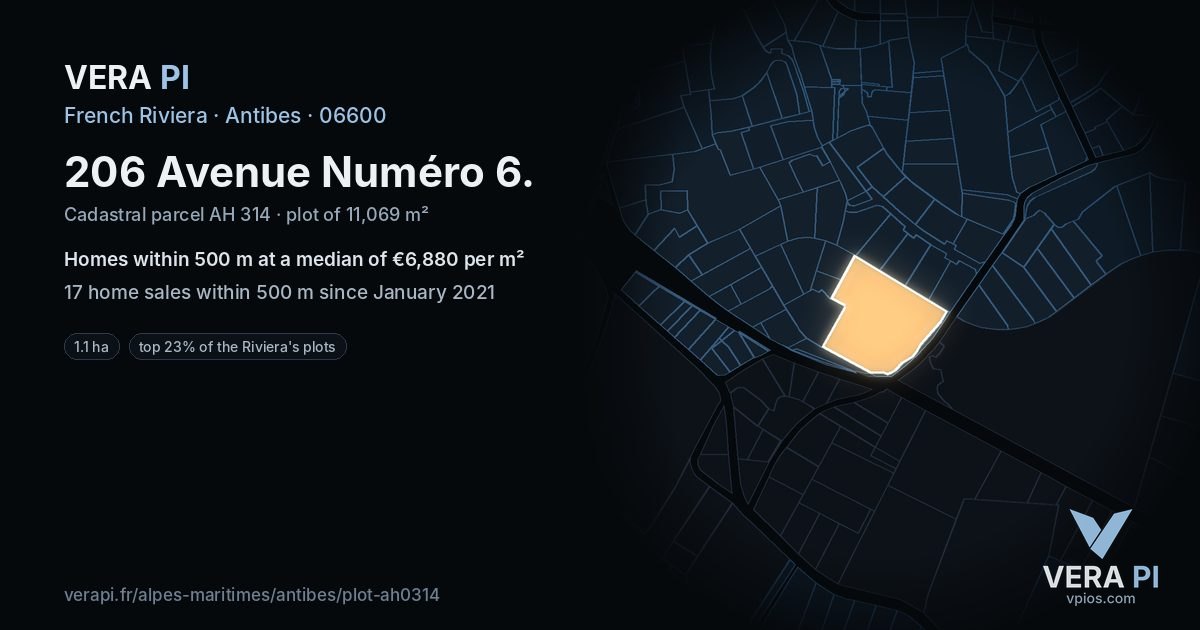 206 Avenue Numéro 6, Antibes at night – the plot lit, the parcels around coloured by the prices near them