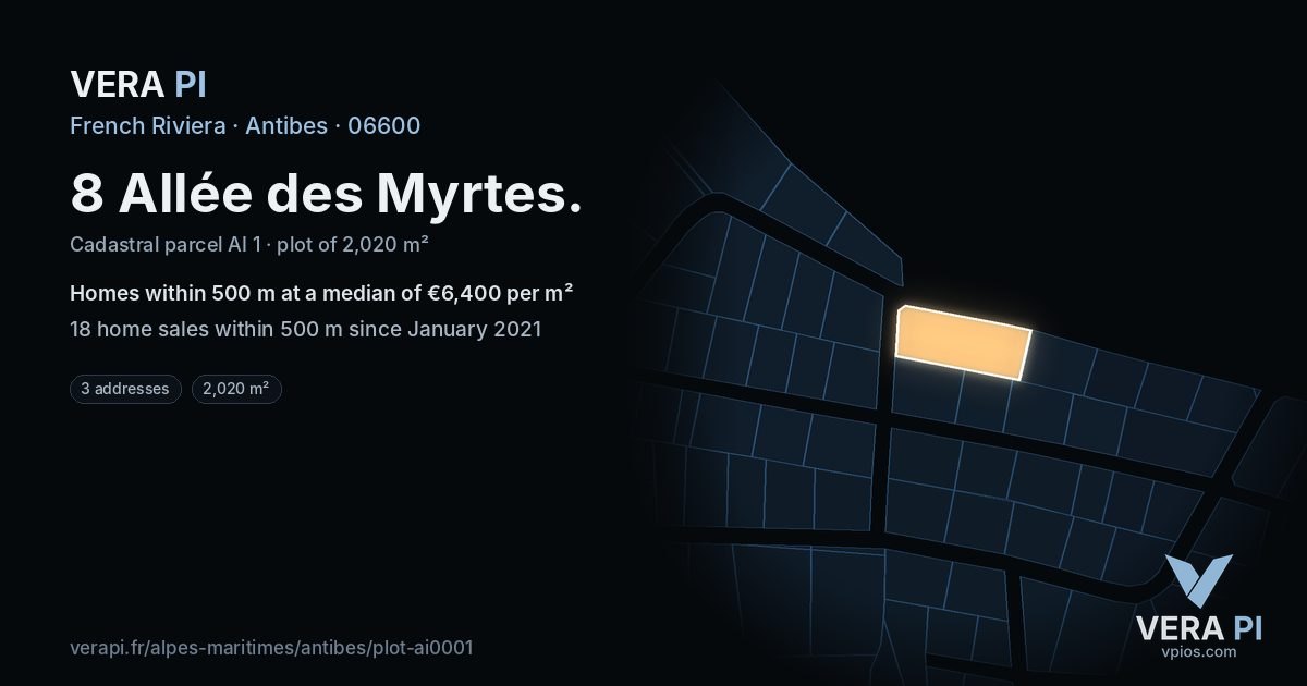 8 Allée des Myrtes, Antibes at night – the plot lit, the parcels around coloured by the prices near them