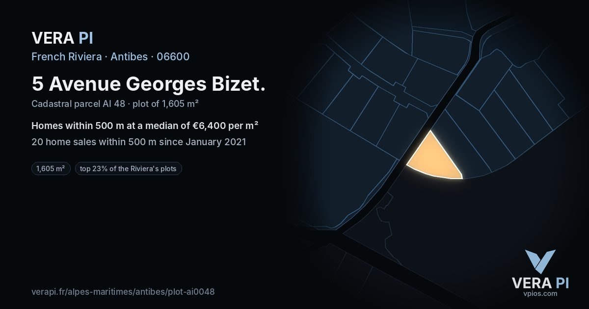 5 Avenue Georges Bizet, Antibes at night – the plot lit, the parcels around coloured by the prices near them