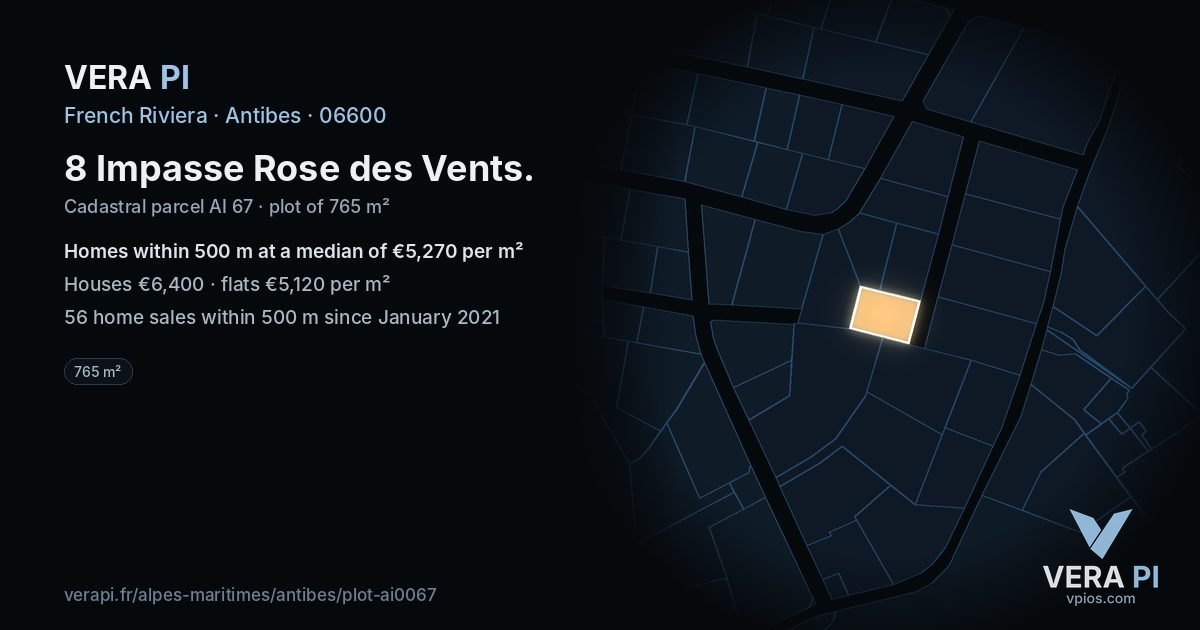 8 Impasse Rose des Vents, Antibes at night – the plot lit, the parcels around coloured by the prices near them