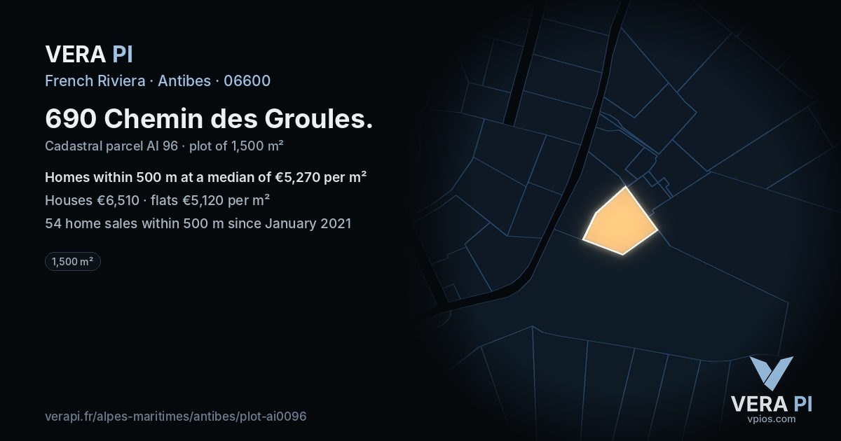 690 Chemin des Groules, Antibes at night – the plot lit, the parcels around coloured by the prices near them