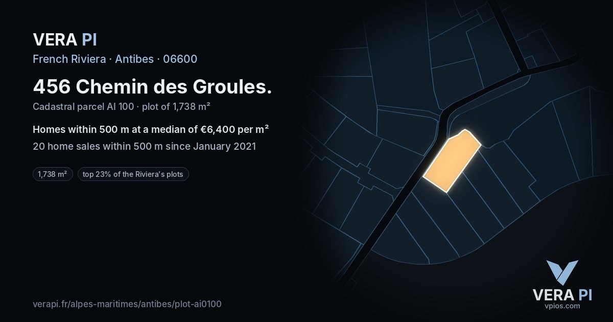 456 Chemin des Groules, Antibes at night – the plot lit, the parcels around coloured by the prices near them