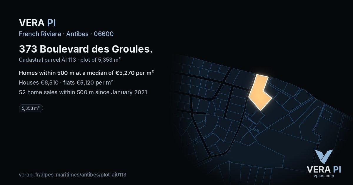 373 Boulevard des Groules, Antibes at night – the plot lit, the parcels around coloured by the prices near them