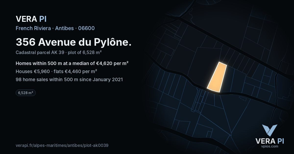 356 Avenue du Pylône, Antibes at night – the plot lit, the parcels around coloured by the prices near them