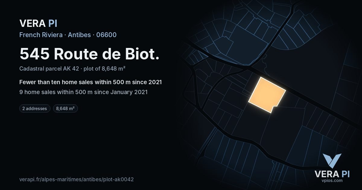 545 Route de Biot, Antibes at night – the plot lit, the parcels around coloured by the prices near them