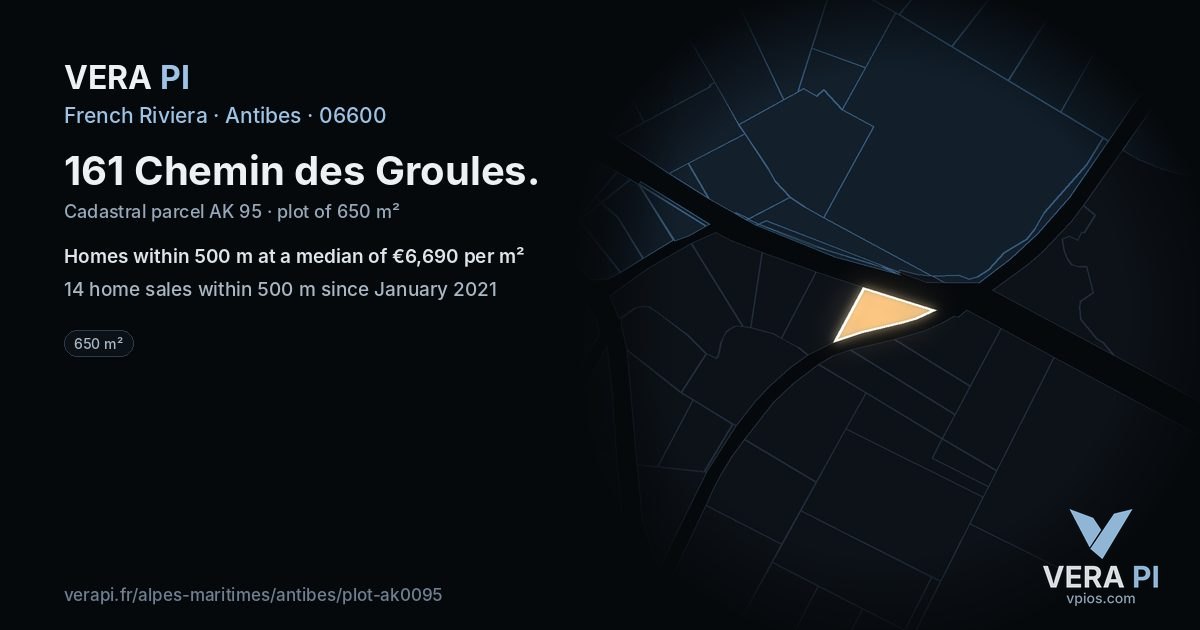 161 Chemin des Groules, Antibes at night – the plot lit, the parcels around coloured by the prices near them