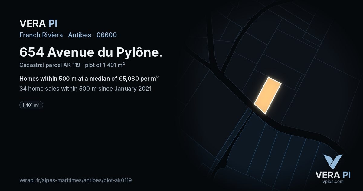 654 Avenue du Pylône, Antibes at night – the plot lit, the parcels around coloured by the prices near them