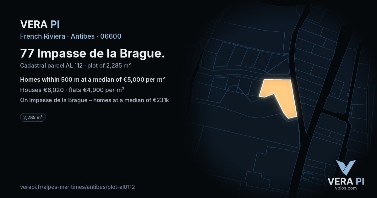 77 Impasse de la Brague, Antibes at night – the plot lit, the parcels around coloured by the prices near them