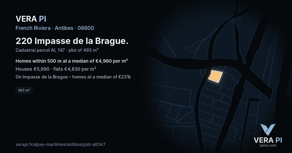 220 Impasse de la Brague, Antibes at night – the plot lit, the parcels around coloured by the prices near them