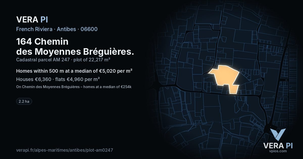 164 Chemin des Moyennes Bréguières, Antibes at night – the plot lit, the parcels around coloured by the prices near them