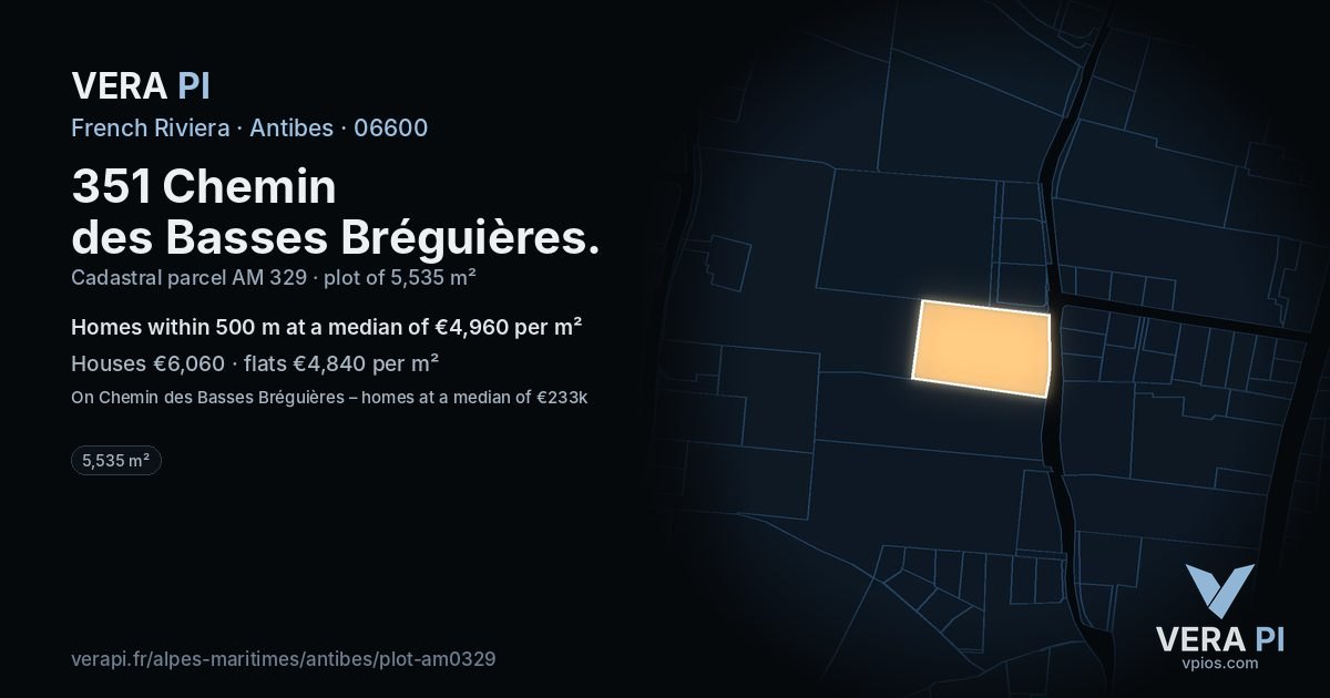 351 Chemin des Basses Bréguières, Antibes at night – the plot lit, the parcels around coloured by the prices near them