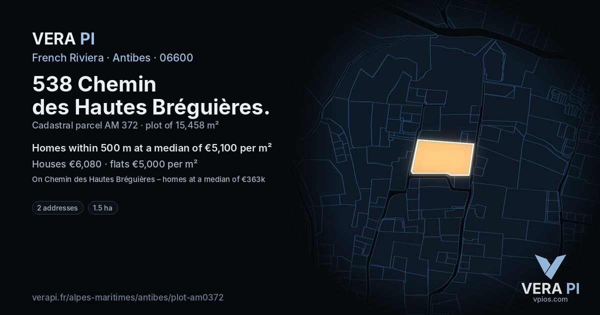 538 Chemin des Hautes Bréguières, Antibes at night – the plot lit, the parcels around coloured by the prices near them