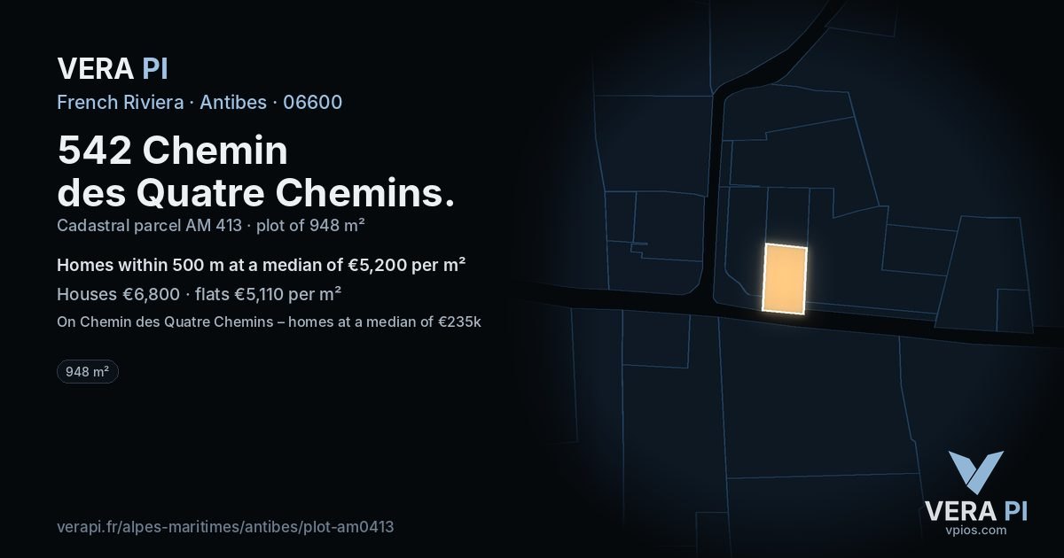 542 Chemin des Quatre Chemins, Antibes at night – the plot lit, the parcels around coloured by the prices near them