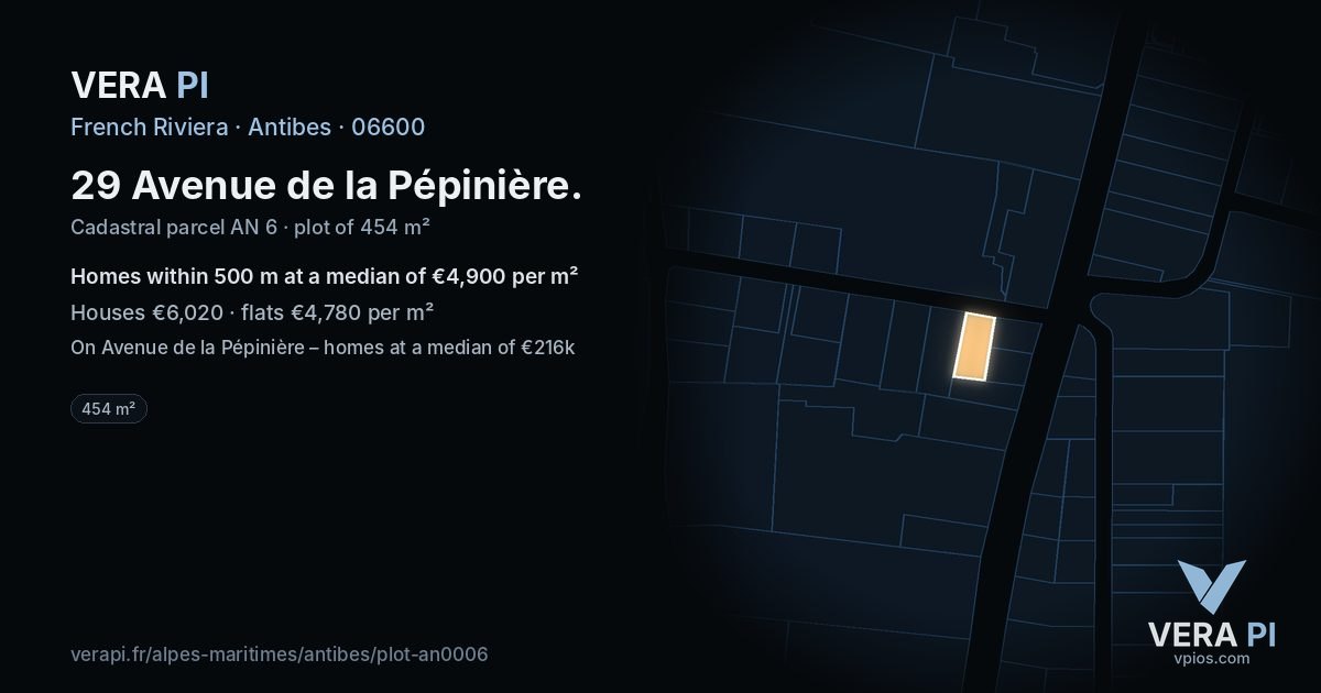 29 Avenue de la Pépinière, Antibes at night – the plot lit, the parcels around coloured by the prices near them