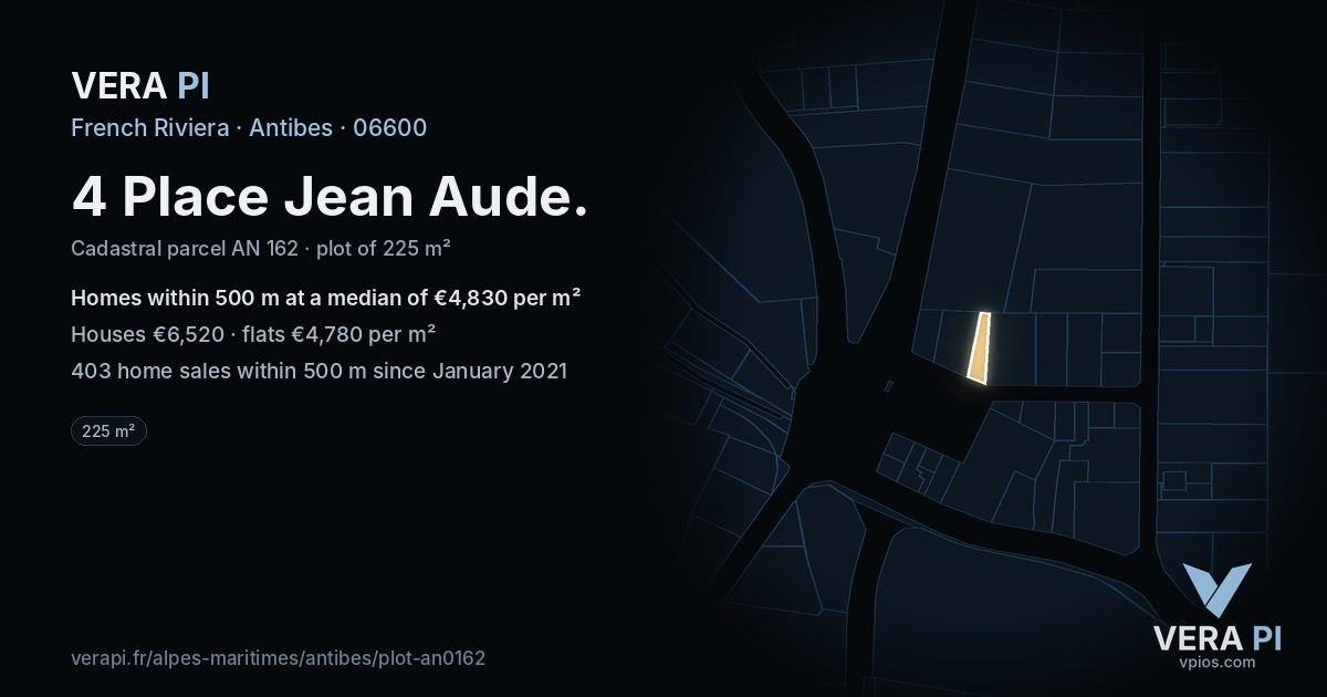 4 Place Jean Aude, Antibes at night – the plot lit, the parcels around coloured by the prices near them