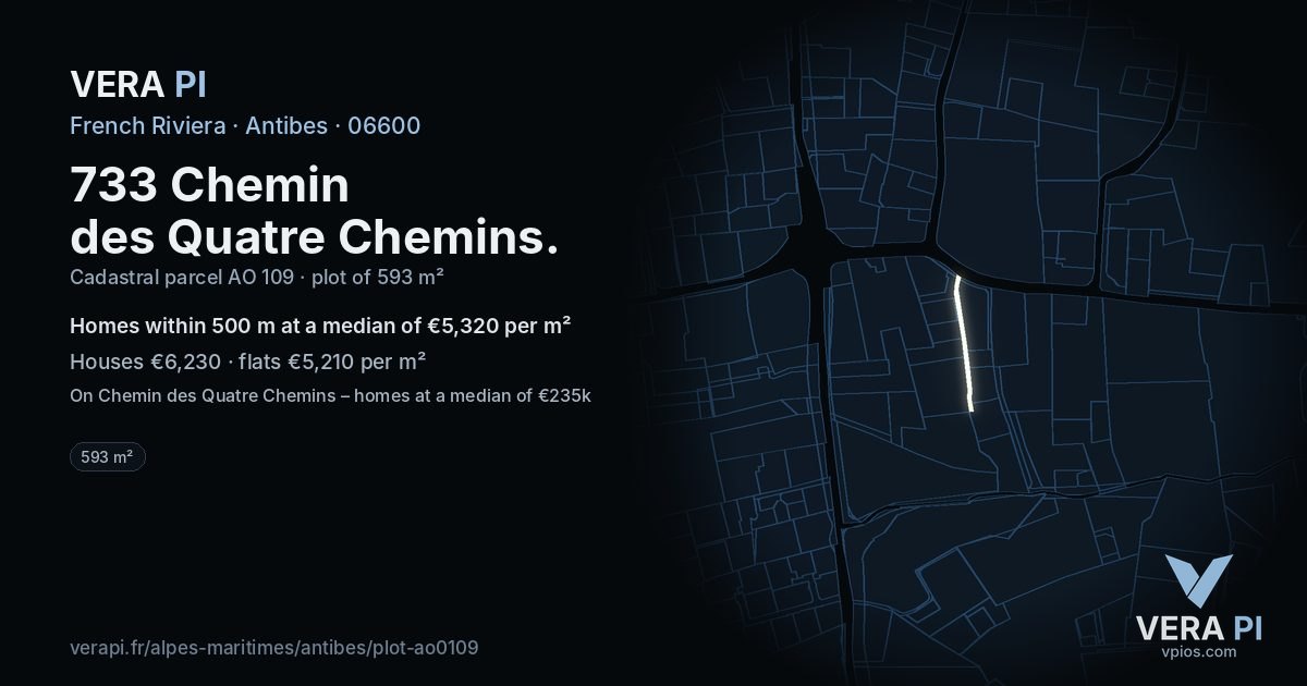 733 Chemin des Quatre Chemins, Antibes at night – the plot lit, the parcels around coloured by the prices near them