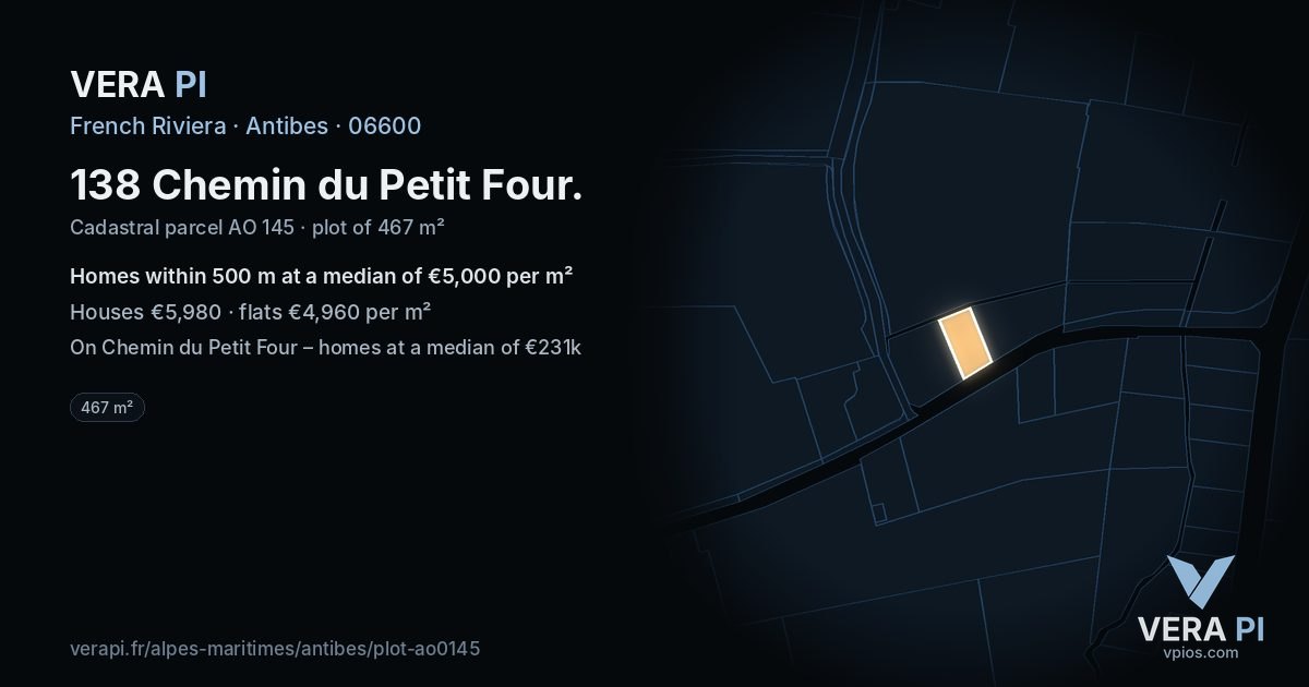 138 Chemin du Petit Four, Antibes at night – the plot lit, the parcels around coloured by the prices near them