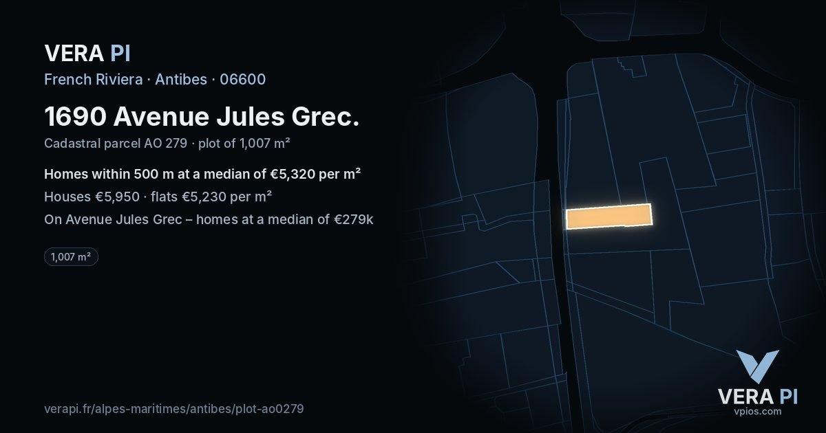 1690 Avenue Jules Grec, Antibes at night – the plot lit, the parcels around coloured by the prices near them