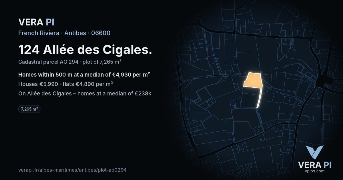124 Allée des Cigales, Antibes at night – the plot lit, the parcels around coloured by the prices near them