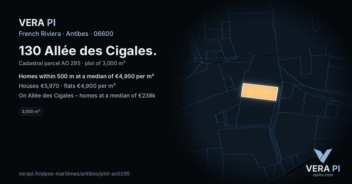 130 Allée des Cigales, Antibes at night – the plot lit, the parcels around coloured by the prices near them