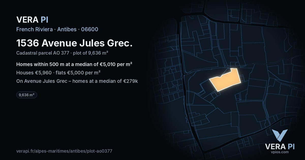 1536 Avenue Jules Grec, Antibes at night – the plot lit, the parcels around coloured by the prices near them