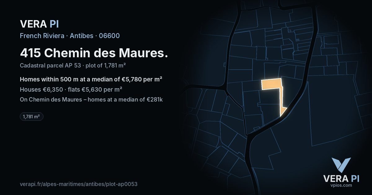 415 Chemin des Maures, Antibes at night – the plot lit, the parcels around coloured by the prices near them