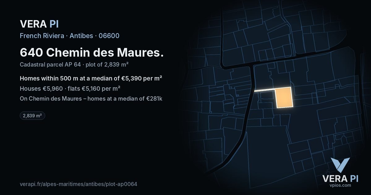 640 Chemin des Maures, Antibes at night – the plot lit, the parcels around coloured by the prices near them