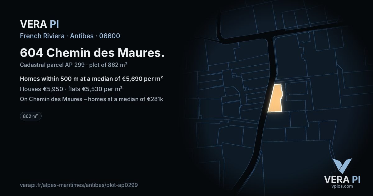 604 Chemin des Maures, Antibes at night – the plot lit, the parcels around coloured by the prices near them